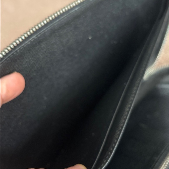Louis Vuitton Black Taiga Leather Zippy Travel Organizer Wallet Clutch - Picture 6 of 16